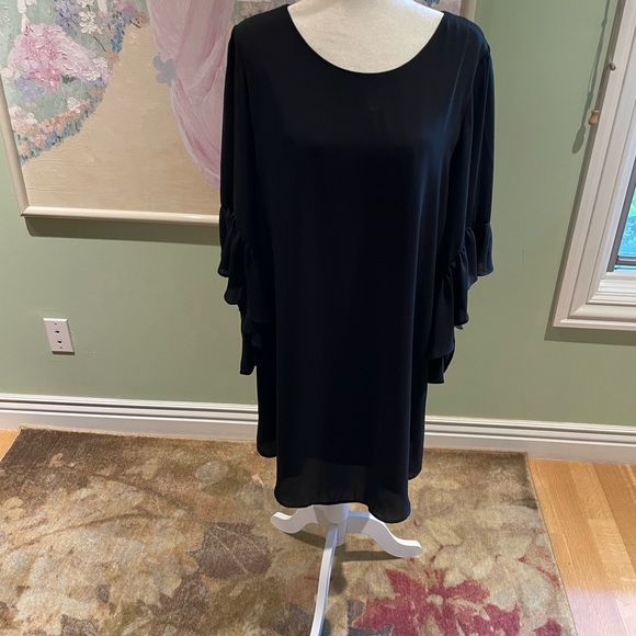 Joseph Ribkoff tunic - Picture 2 of 4